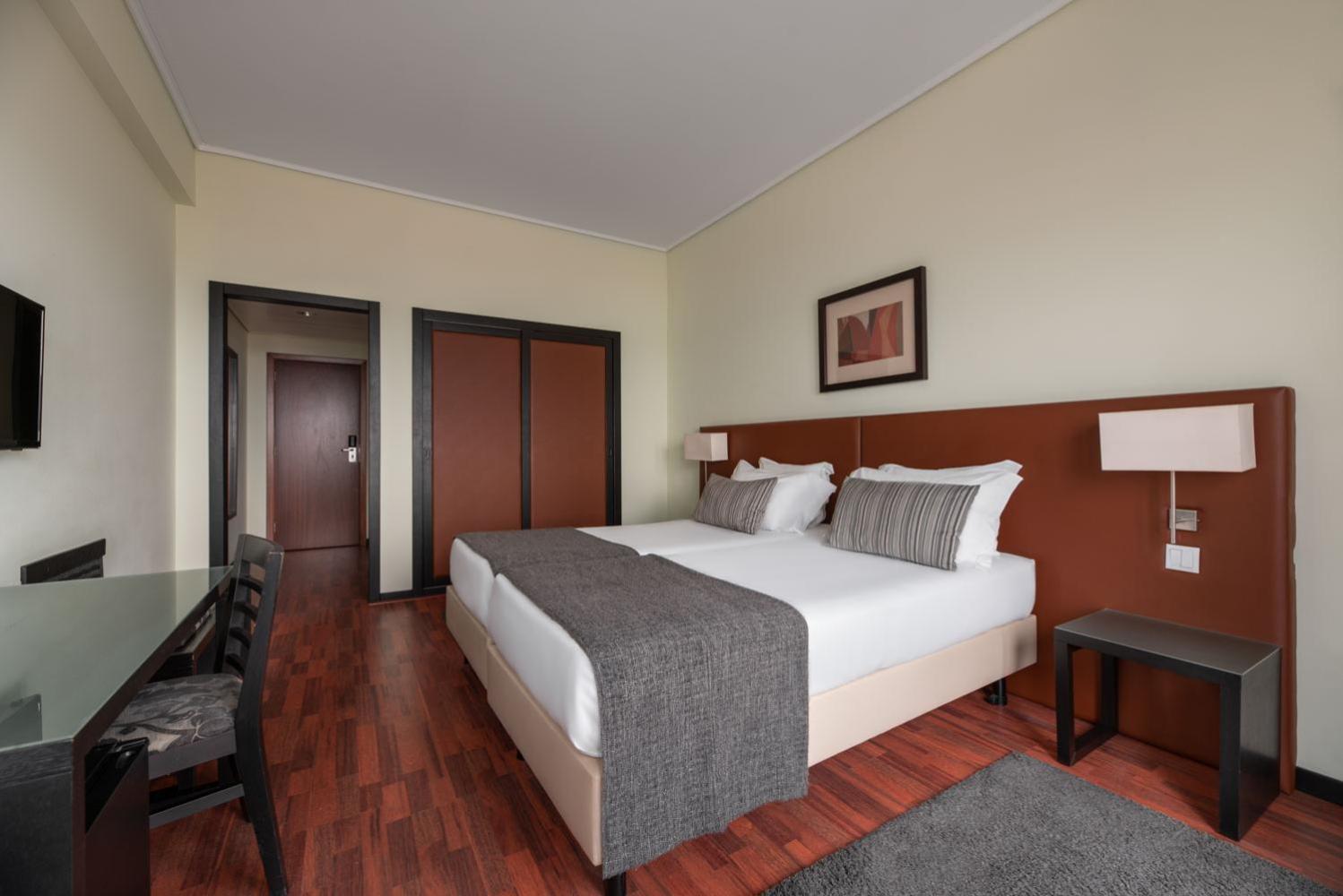 Double or Twin Room Front Sea View,1618268142:JPEG